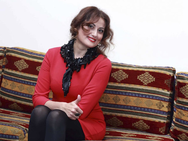 Könül Arifqızı Mədəniyyət kanalını oğurluqda ittiham edir