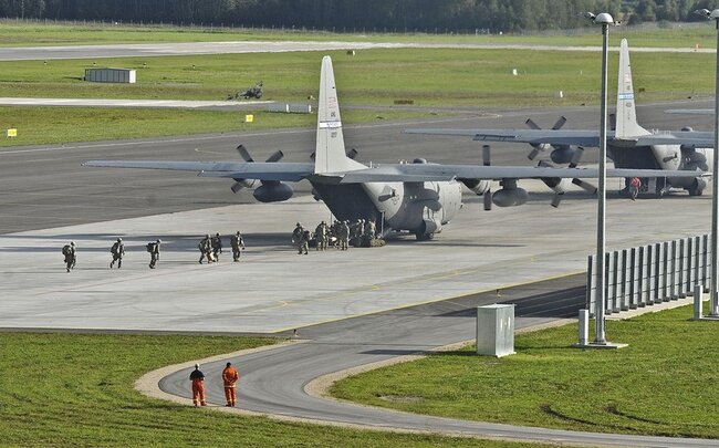 NATO Baltikyanı ölkələrdə sayca 3-cü aviabazasını istifadəyə verir