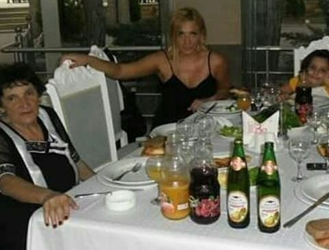 Lətafət vaxtsız dünyasını dəyişən anasından yazdı: "Çox darıxıram sənsiz, nəfəsim kəsilir "