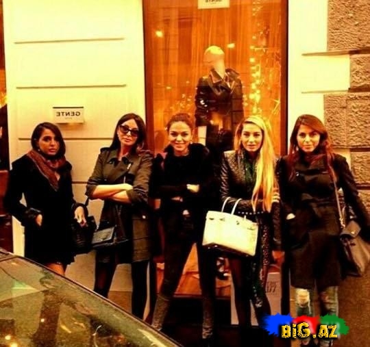 Mehriban Əliyevanın qızları ilə yeni - FOTO