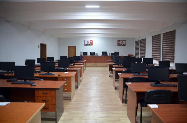 Zakir Həsənov hərbi hospitalı ziyarət edib - FOTOLAR