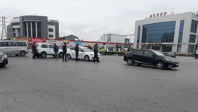 Babək prospektində yol qəzası baş verib - VİDEO+FOTOLAR