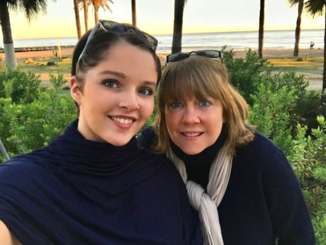 Sinif yoldaşları onu döydüyünə görə məktəbi tərk etdi, 13 yaşında öz şirkətini qurdu - FOTOLAR