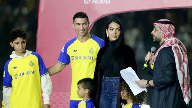 Ronaldo və sevgilisi evli olmasalar da, onlara güzəşt edildi - FOTO-VİDEO
