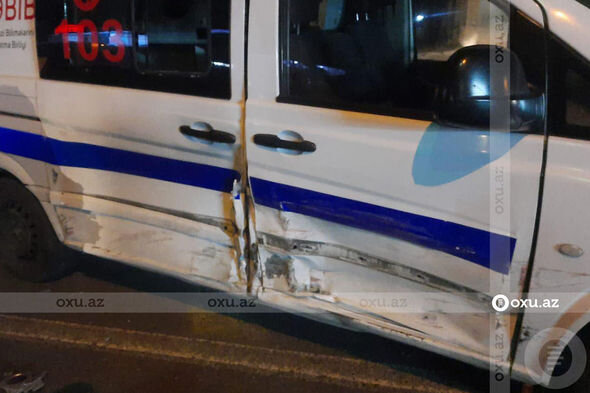 Bakıda daha bir "Prius" qəzası: Xəsarət alanlar var - FOTO
