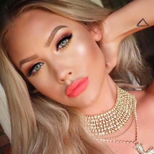 Qadınların ən sevdiyi makiyaj vasitəsi - Trend dodaq boyaları