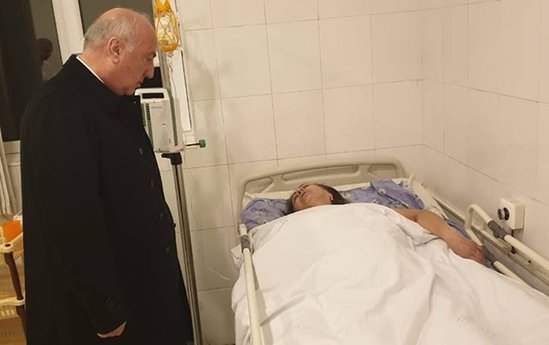 İcra başçısı qəzada yaralananlara baş çəkdi - Fotolar