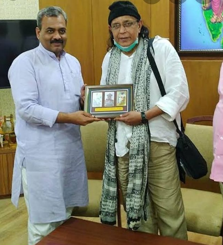 Milyonların aşiq olduğu "Cimmi" TANINMAZ HALDA - FOTO