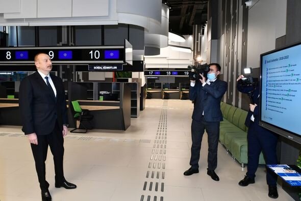 İlham Əliyev Bakıda 5 saylı DOST Mərkəzinin açılışında iştirak etdi - FOTO