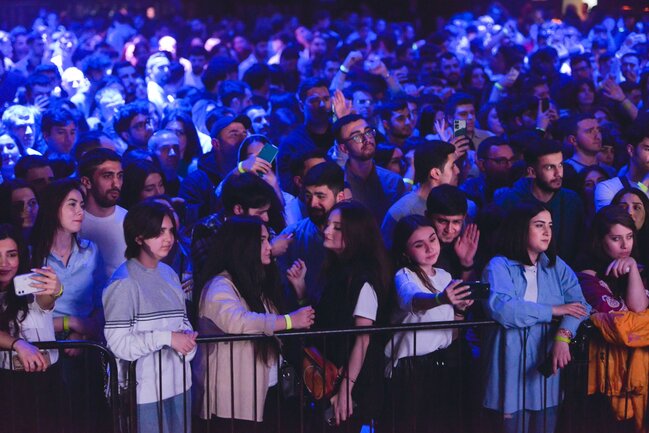 Bakıda konsertdə evlilik təklifi edildi - FOTO-VİDEO