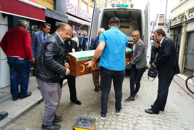 Bir ailənin 5 üzvü eyni tabutda - Dəhşətli qətlin təfərrüatları