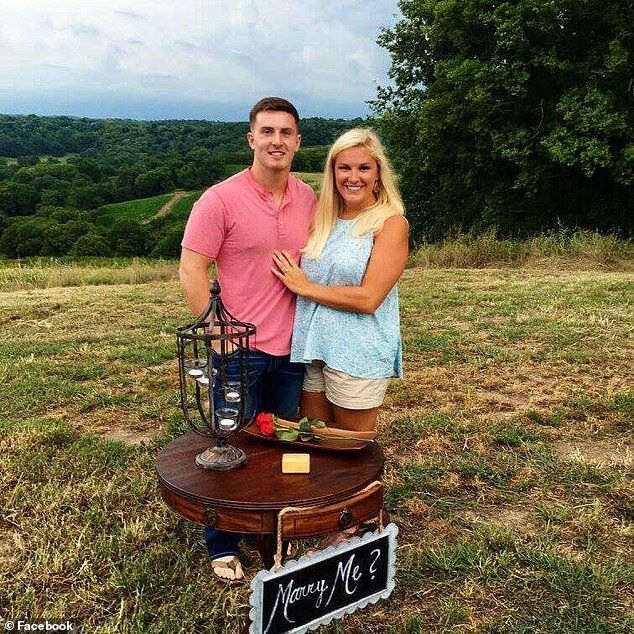 7-ci sinif şagirdi ilə cinsi əlaqədə olan ƏRLİ MÜƏLLİMƏ həbs olundu - FOTO