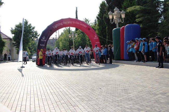 Yevlaxda velosiped yarışı keçirilib