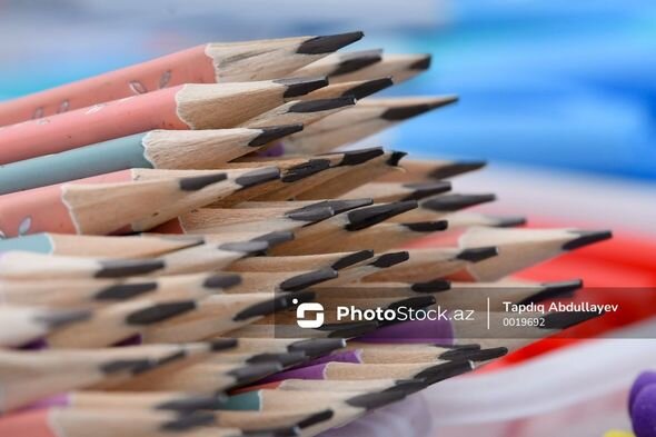 Məktəbli ləvazimatının qiymətləri nə qədər artırılıb? – "Sədərək" və yarmarkadan REPORTAJ-FOTO