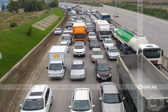 Azərbaycanda su basan magistral yolda nəqliyyatın hərəkəti tam bərpa olundu - YENİLƏNİB + FOTO/VİDEO