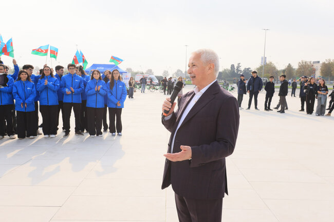 9 Noyabr – Dövlət Bayrağı Günü münasibətilə veloyürüş keçirilib - FOTO