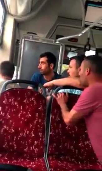 Avtobusda biabırçılıq: Qadına təcavüz edən kişinin başına oyun açdılar - FOTOLAR