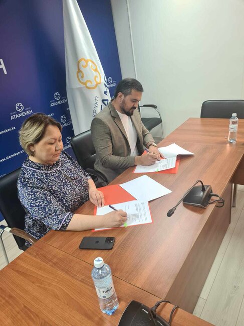 Qazaxıstan və Azərbaycan yüngül sənaye sahəsində əməkdaşlığı gücləndirir