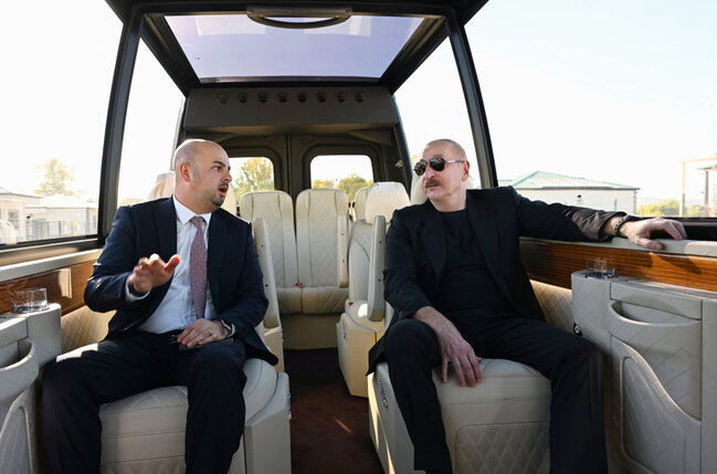 Prezident bu kəndləri gəzdi - Fotolar