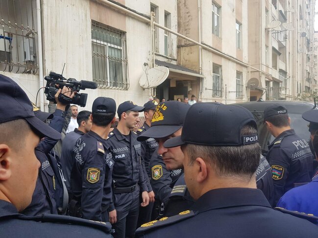 Polis Xəzər Zamanov dəfn olundu - Fotolar