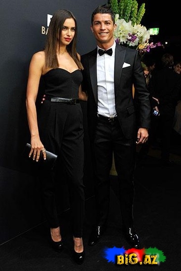 İrina Şeyk: Ronaldonun gözəl bədəni var - FOTO