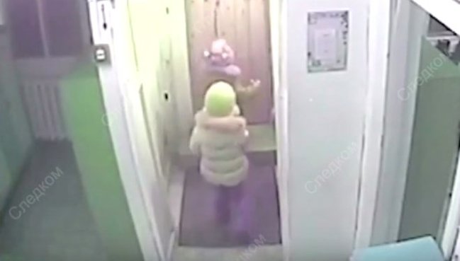 Bağçadan qaçan uşaqlar son anda donmaqdan xilas oldu: Barmaqlarının üçü donub... - FOTOLAR