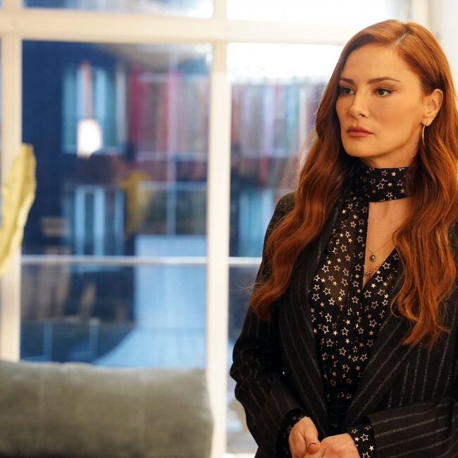 "Yalı çapkını"nın yeni aktrisasının estetiki müzakirə yaratdı - FOTO