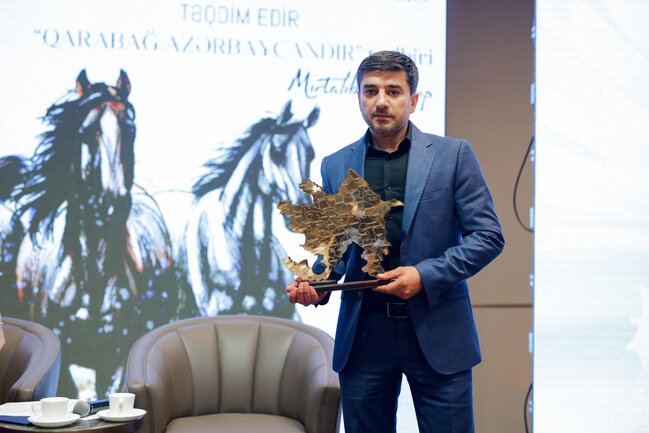Məşhurların iştirakı ilə ilin ilk "Azerbaijan Best Awards" mükafatlandırma layihəsi baş tutdu - FOTO