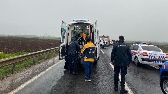 Türkiyədə yol qəzası nəticəsində 3 nəfər ölüb