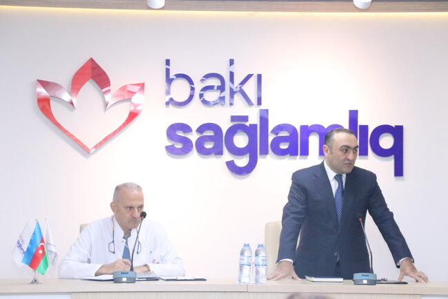 Bakı Sağlamlıq Mərkəzində nə baş verir? - Pasiyentlər işçilərdən, onlar isə rəhbərlikdən narazıdır