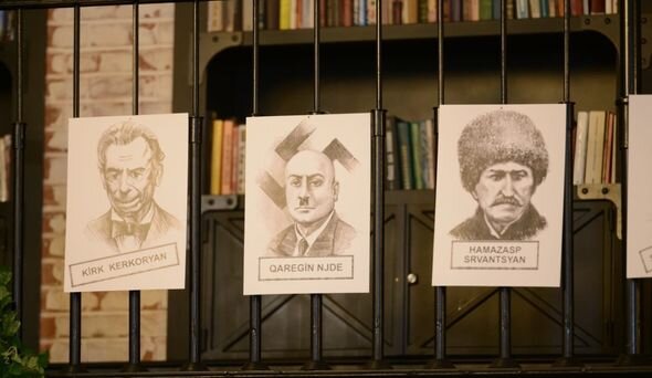 "Məhşər divanı: Yalanın 17 anı": Fəlsəfə doktoru sənədli romanının təqdimatını keçirdi - FOTO