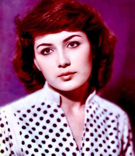 Nailə İslamzadə ARXİV FOTOsunu paylaşdı