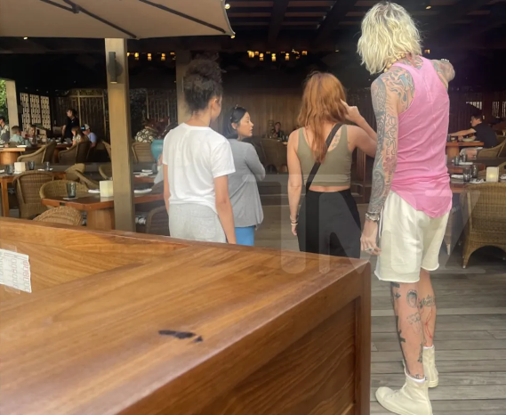 Yenidən birlikdədirlər - FOTO