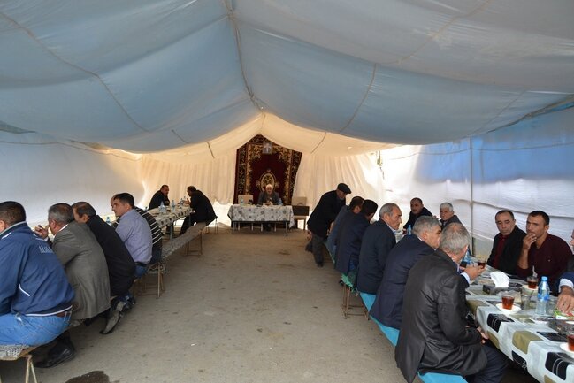 Füzulidə təmtəraqlı yas yığışdırılandan 14 milyon manat qənaət edilib - FOTOLAR