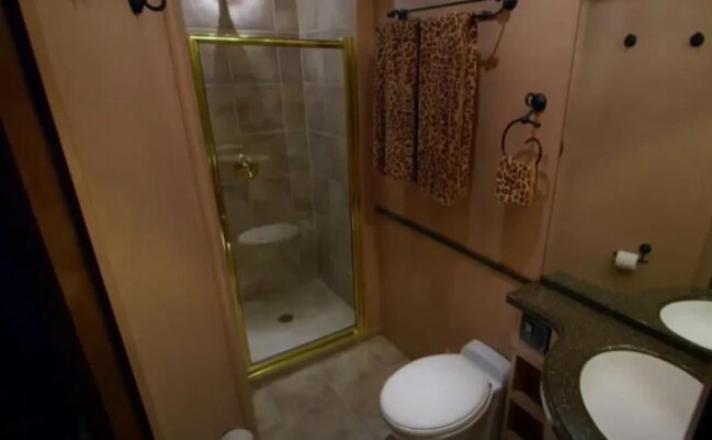 Bred Pitt 1 milyonluq evini kirayə verir - FOTOLAR