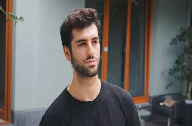 Mahsun Kırmızıgül Dəfnəni 90-cı illərə qaytardı - FOTO-VİDEO