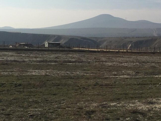 Pirəkəşkül qəsəbəsində kənd təsərrüfatı təyinatlı torpaq sahəsi satılır!