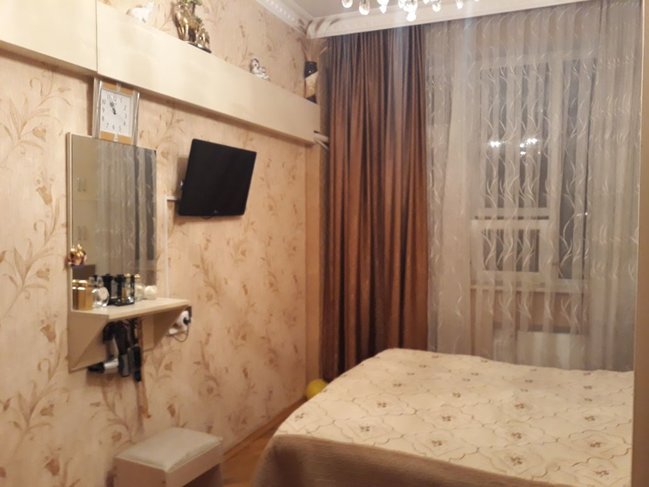 Təcili Badamdar qəsəbəsində mənzil satılır!