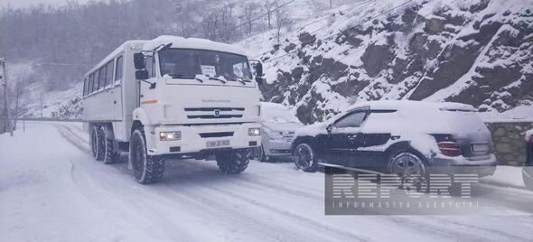 Şuşada yollar qardan təmizlənib, avtomobillərin hərəkəti tam bərpa olunub - FOTO/VİDEO