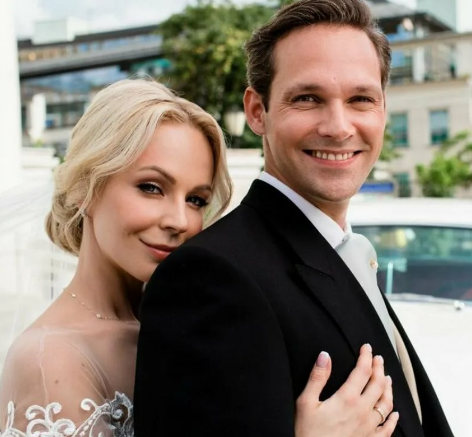 Bəxti gətirənlər - Milyonçuya ərə getmiş 4 aktrisa - FOTO