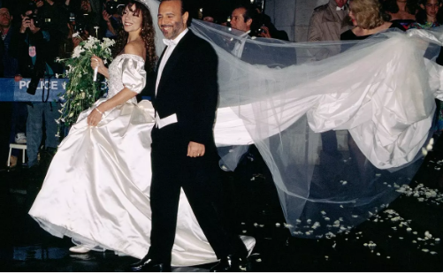 Məşhurların bahalı toy mərasimləri - Kim nə qədər xərcləyib? -FOTOLAR