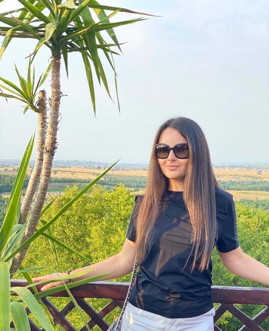 3 uşaq anası olan Ayselin bu fotosu HEYRAN ETDİ