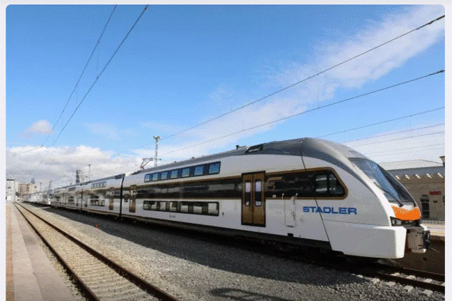 Sürət qatarını daşa basan 4 yeniyetmə tutuldu