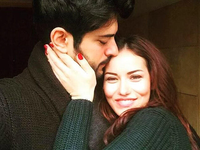 Fahriyedən ərinə ad günü təbriki - "Sənə ən dəyərli hədiyyəni verdim" - FOTO