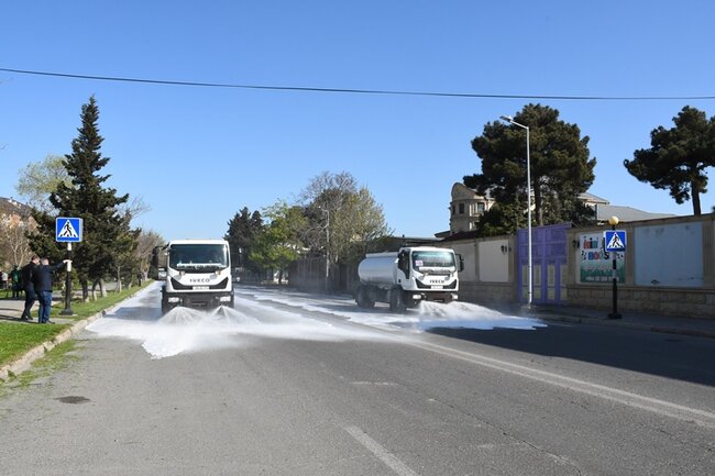 Bu gün paytaxtın 556 küçəsi yuyuldu - FOTO