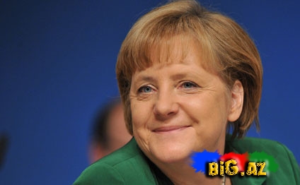 Merkel vəkil oldu