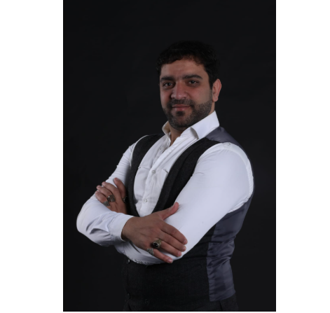 Məşhur aktyor Tahir İsmayılovun nəvəsi dünyaya gəldi