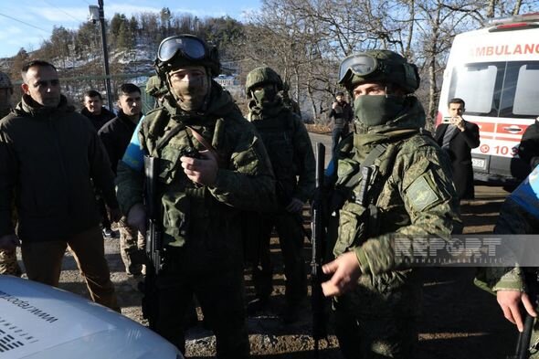 Azərbaycanlı etirazçıların qarşısına çıxan sülhməramlıların polkovniki sərxoş imiş - YENİLƏNİB + VİDEO