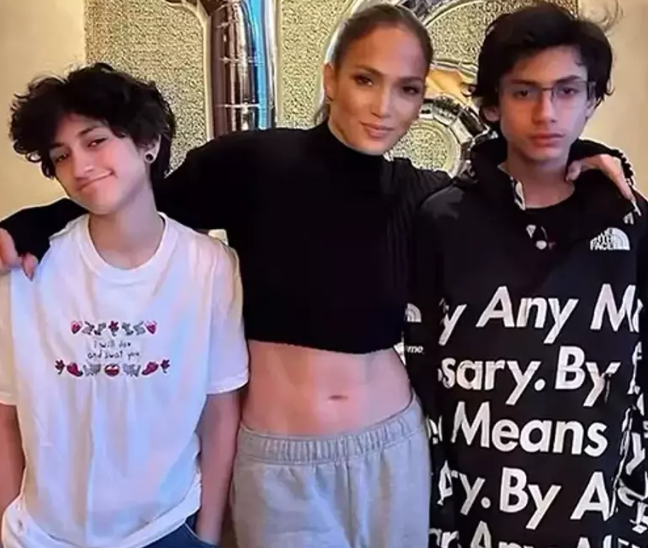 Jennifer Lopez: "Mən heç xoşbəxt olmadım"