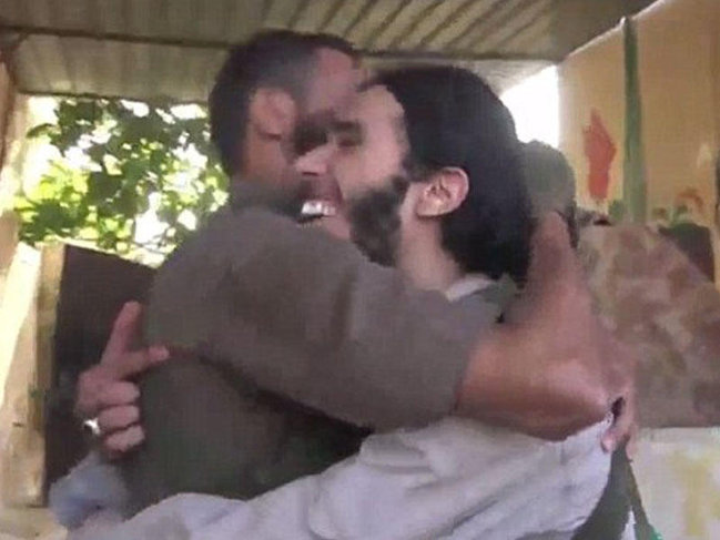 İŞİD terrorçusu: "Şükür Allaha, özümü partladacağam" - VİDEO